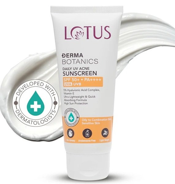 Lotus Herbals DermaBotanics Daily UV acne sunscreen SPF 50+ PA +++++