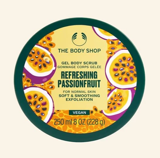 The body shop Refreshing Passionfruit Body Scrub